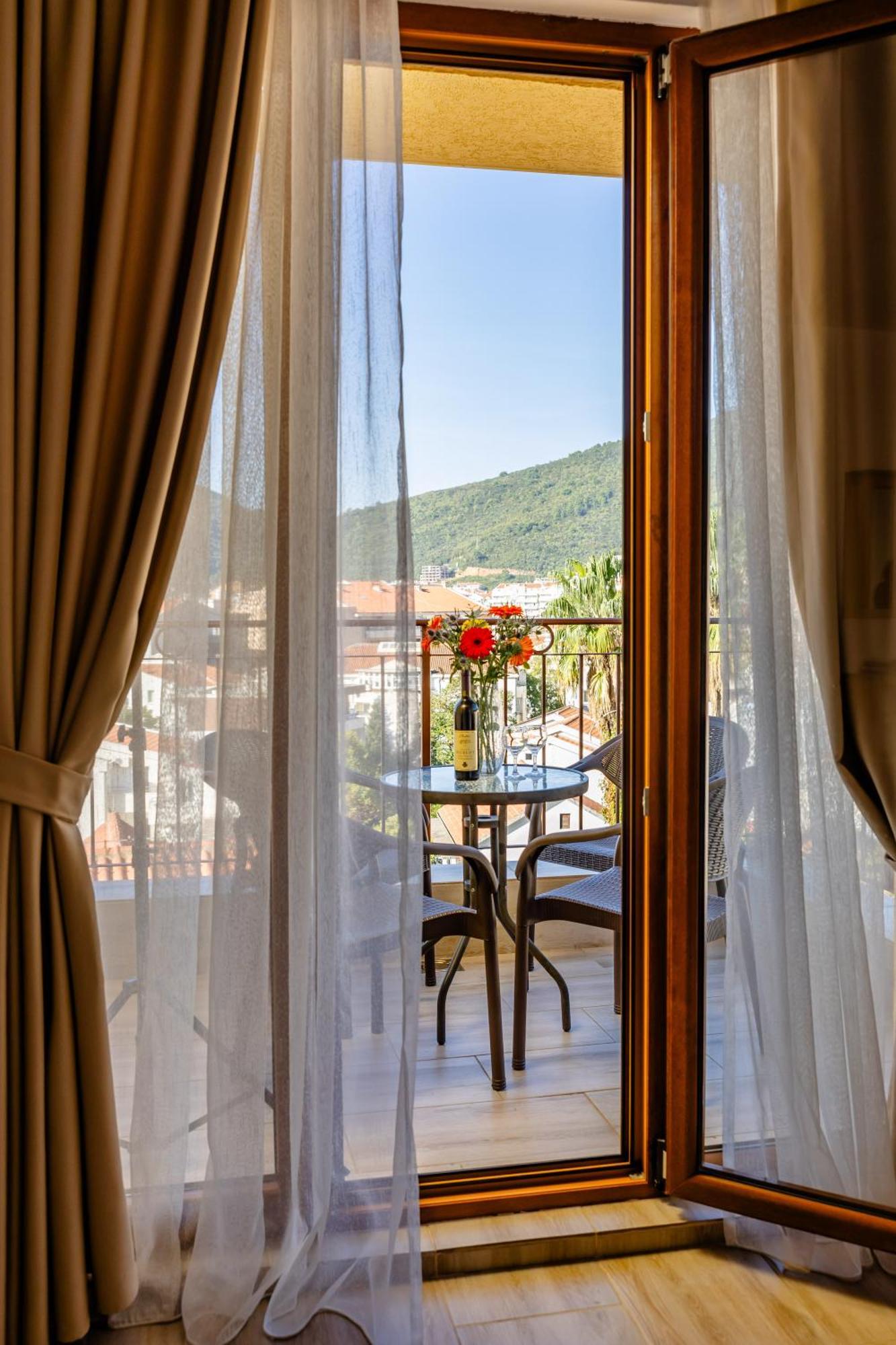 Arvala Apartments Budva Room photo