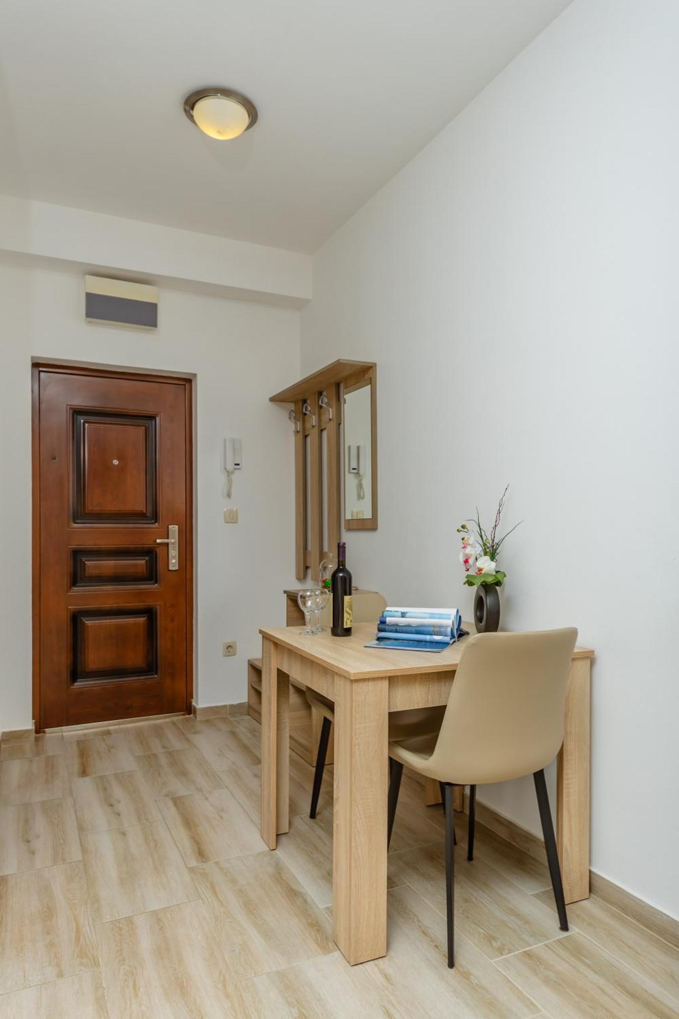 Arvala Apartments Budva Room photo